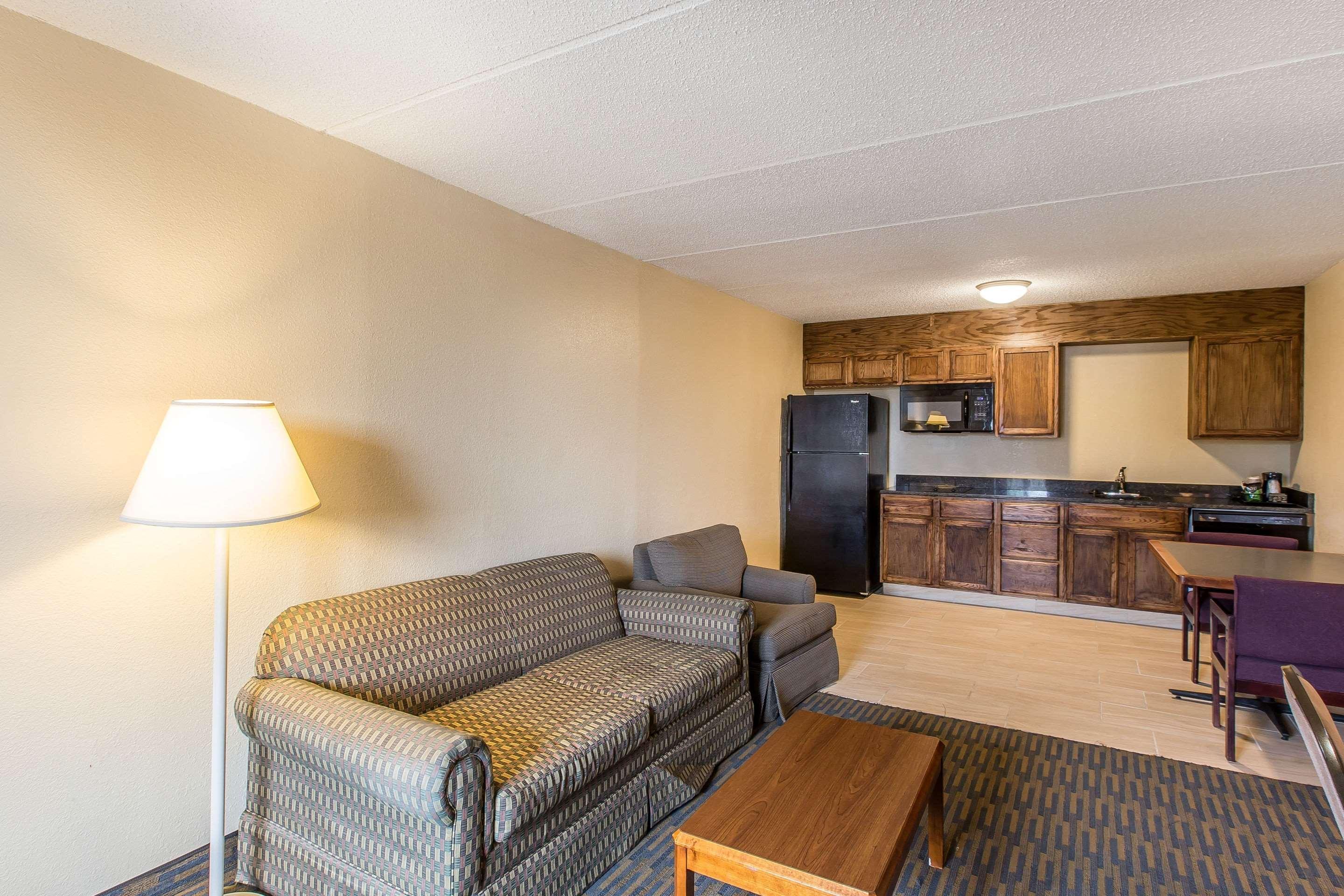 Quality Inn & Suites Easley - Greenville Buitenkant foto
