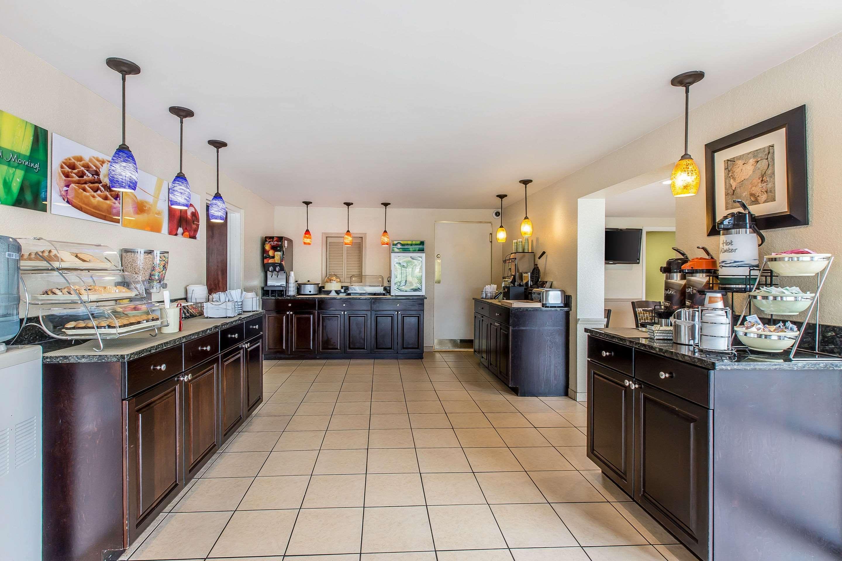 Quality Inn & Suites Easley - Greenville Buitenkant foto